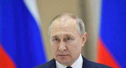 블라디미르 푸틴 러시아 대통령이 지난 12일(현지시간) '우주의 날'을 맞아 극동 아무르주의 보스토치니 우주기지를 방문해 연설하고 있다. <제3자 제공>